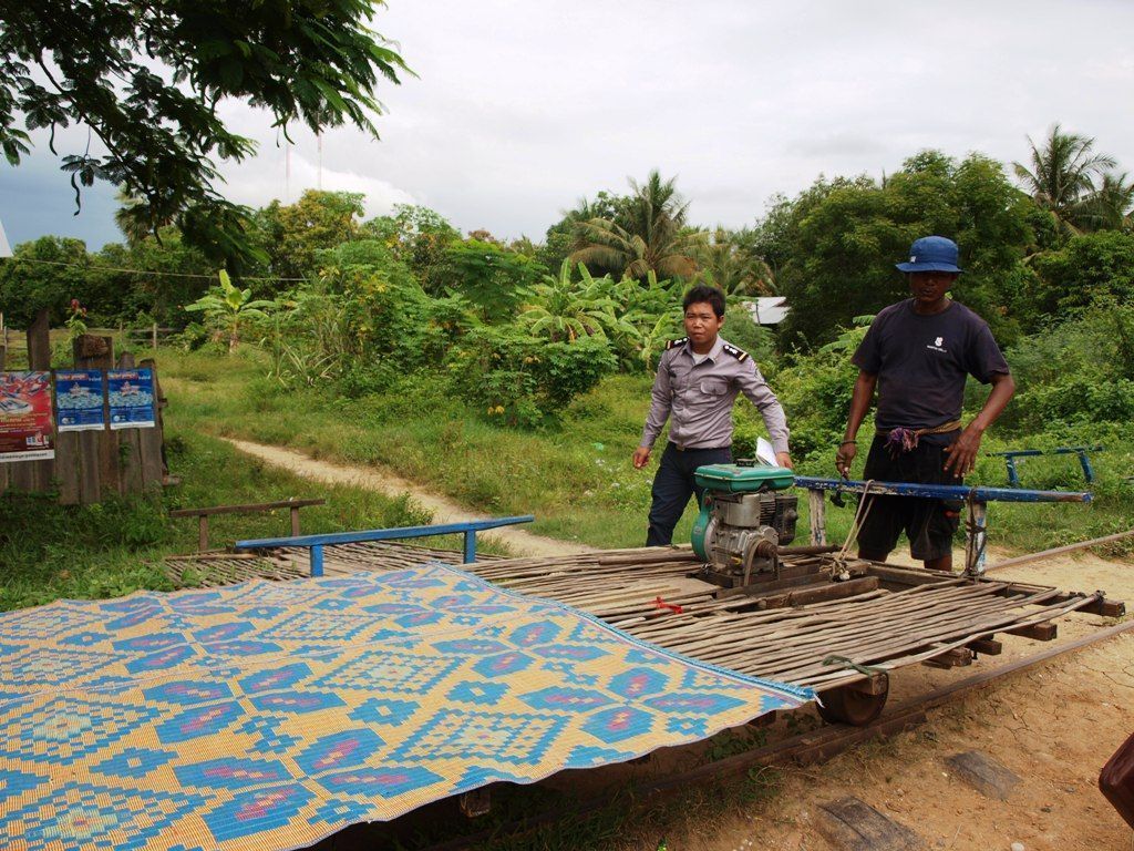 tren bamb&uacute; battambang